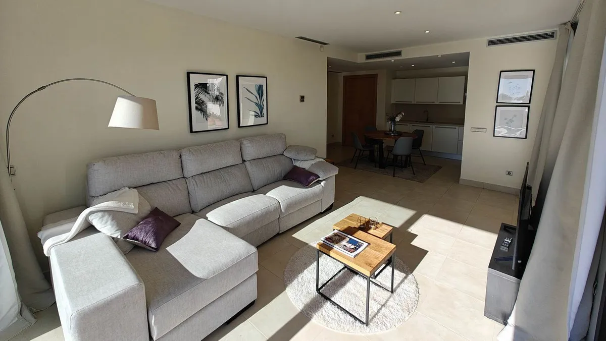 4c9a34c7-23b9-40d0-9736-a139dd3e068c