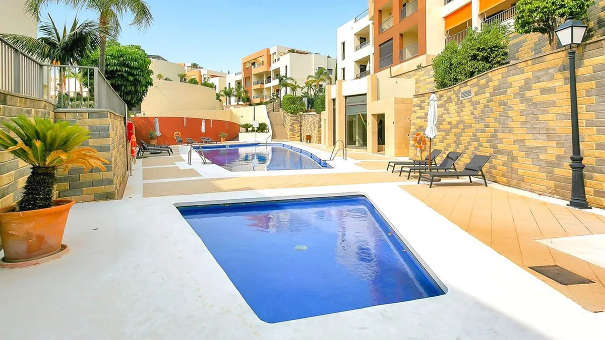 56f57a8f-6c2e-40fc-8f5b-4a7d0d5b58d5