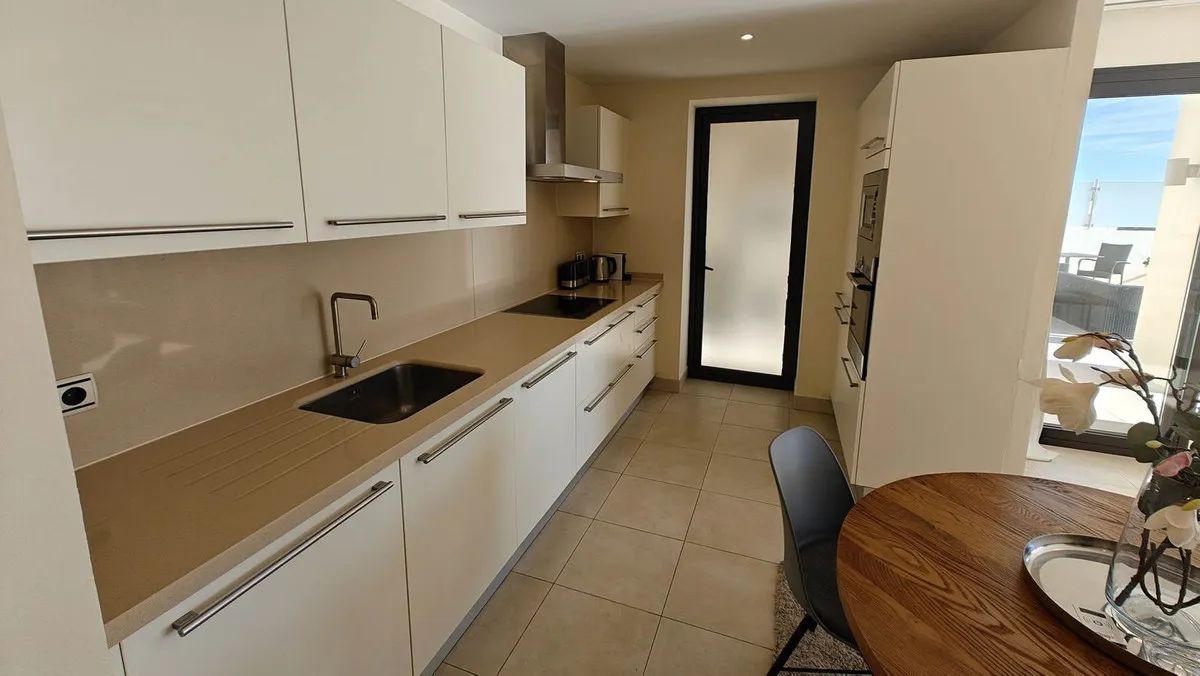 9ff6e325-1463-46ed-afbf-d66f89cbfcd4