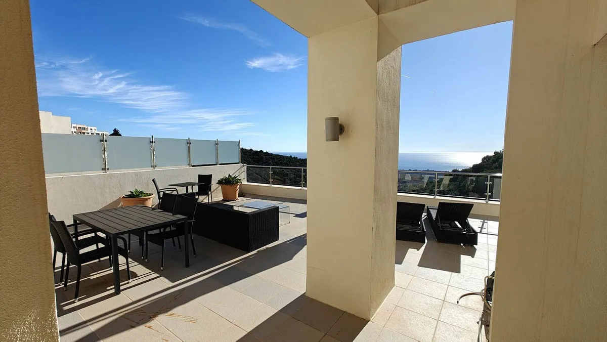 a8dbaa3d-5fbf-48c5-840f-17e355f66f16