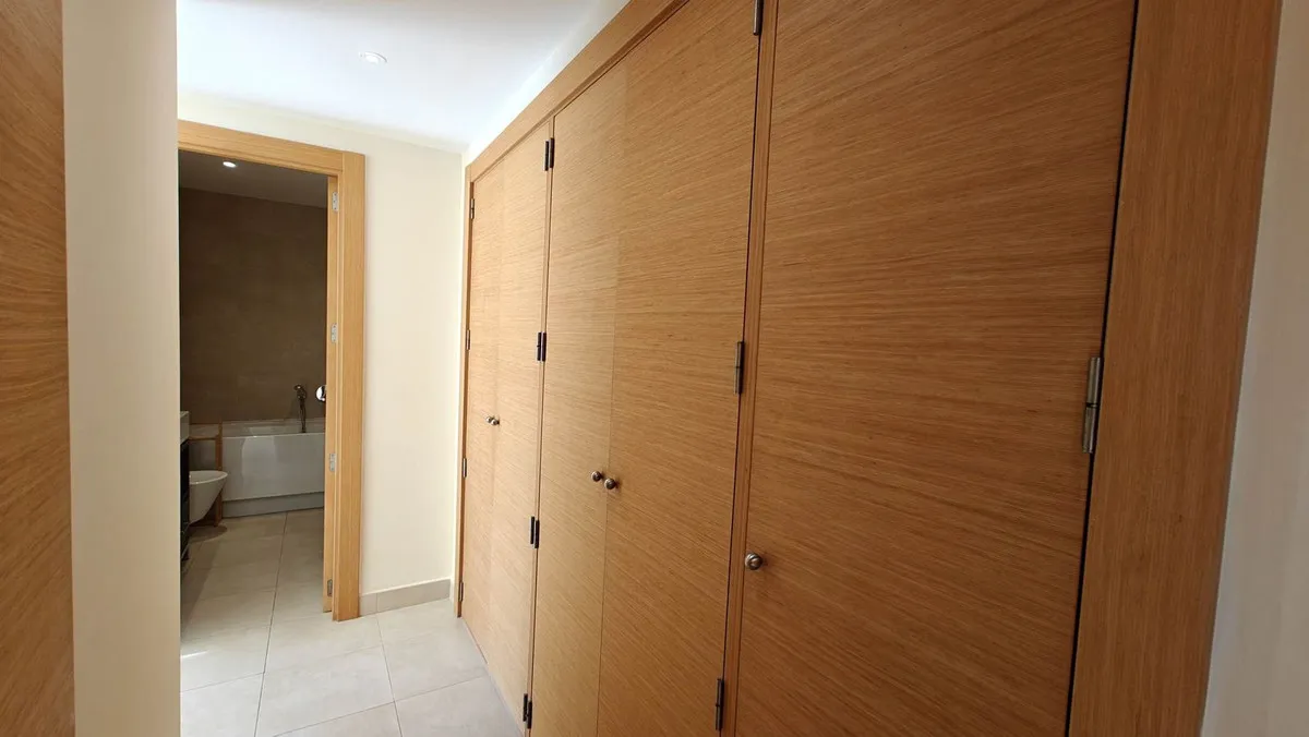 ea378d39-9fae-4273-b504-7dc6ab80f088