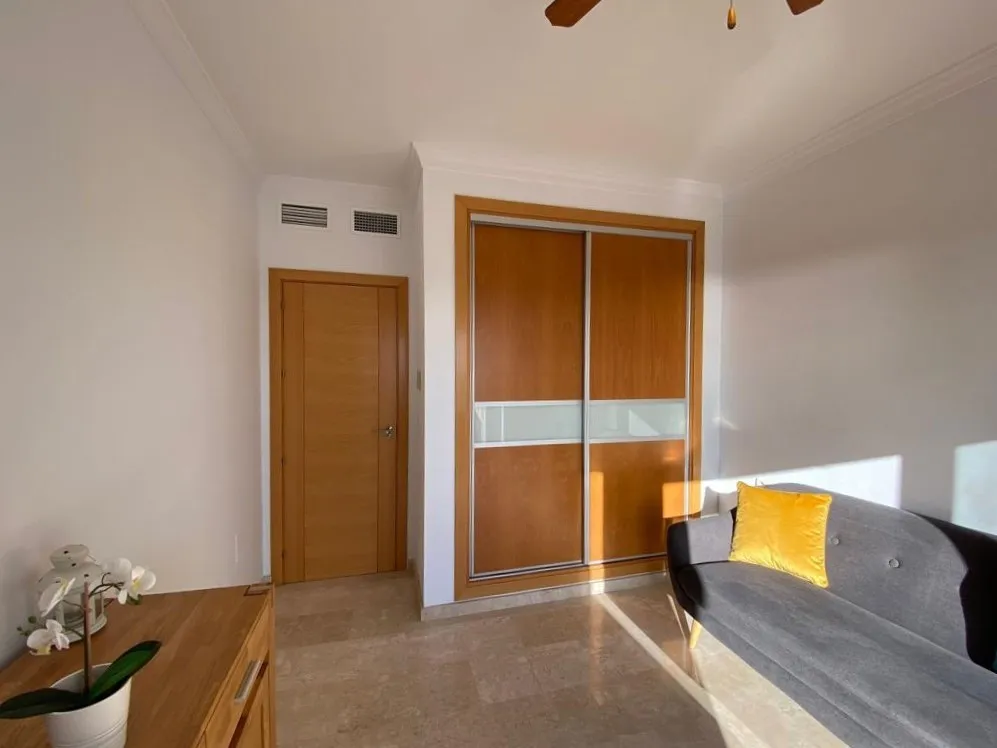 1124a856-04ff-4ed2-9259-1edfb31b2c55