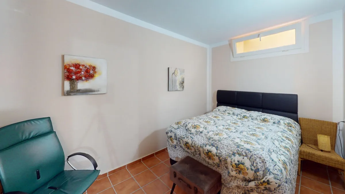 91b76287-4c37-409e-85f0-960dd5a295d1