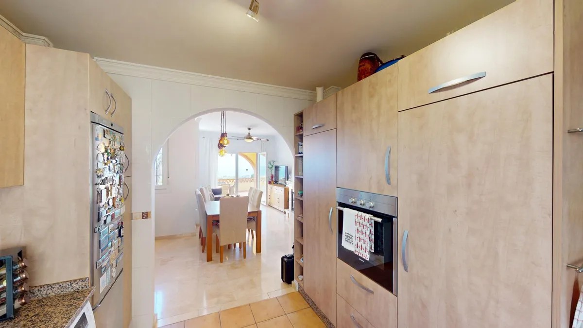 acb4a5aa-2edd-4344-b7ad-054ad1d4983b