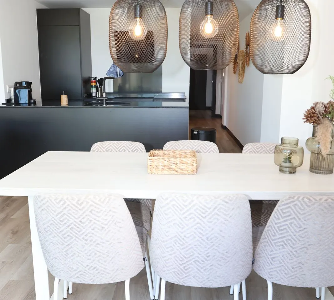 105cbbf2-dac3-4c78-aa5a-549109fb42e6