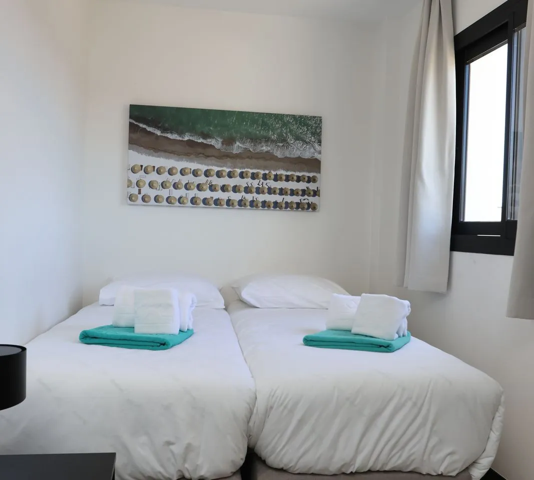 1ca86f56-e70e-47f2-9f3a-ed801adf753a