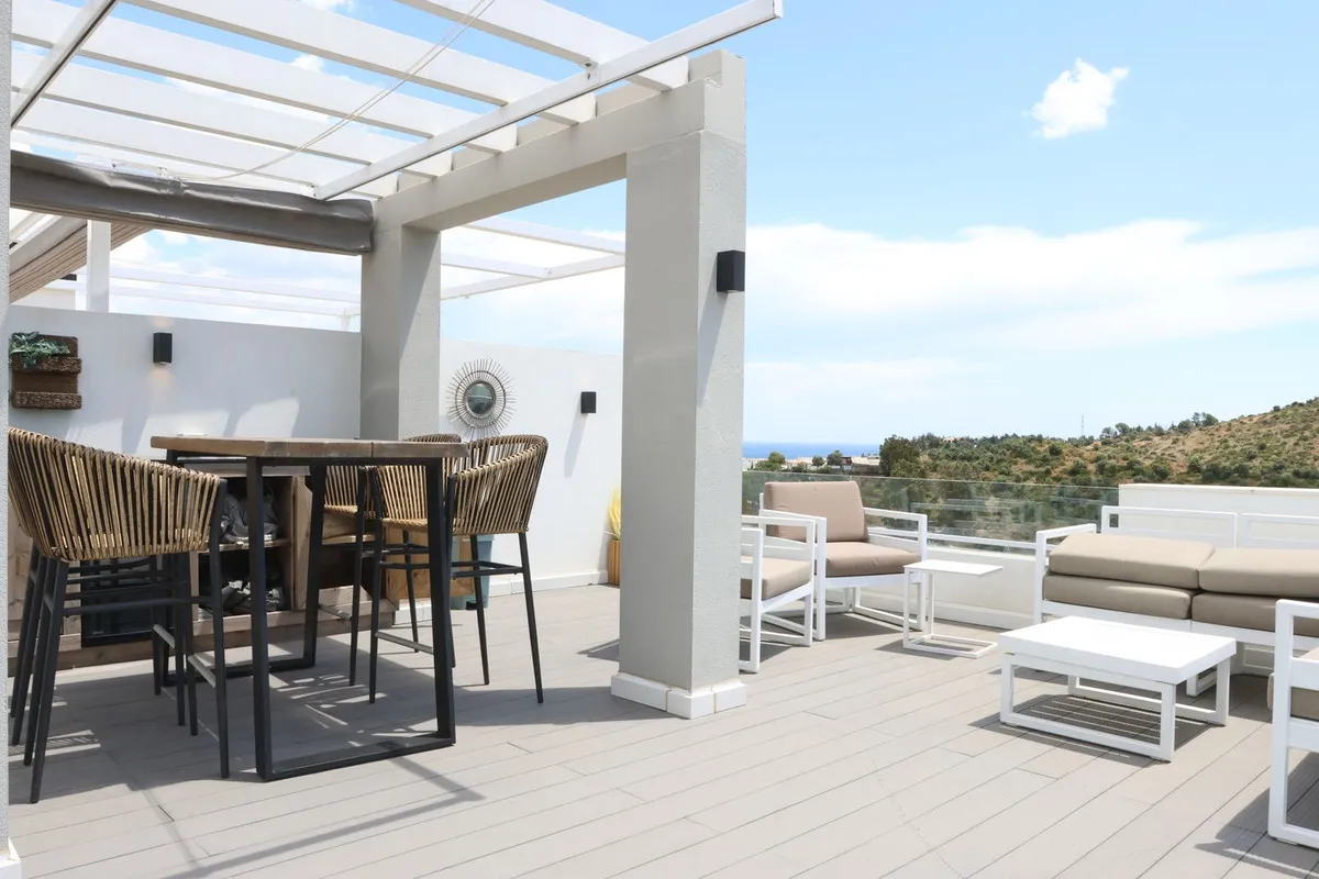 b79717ee-5840-4aa6-ae7d-63984b1a3e43