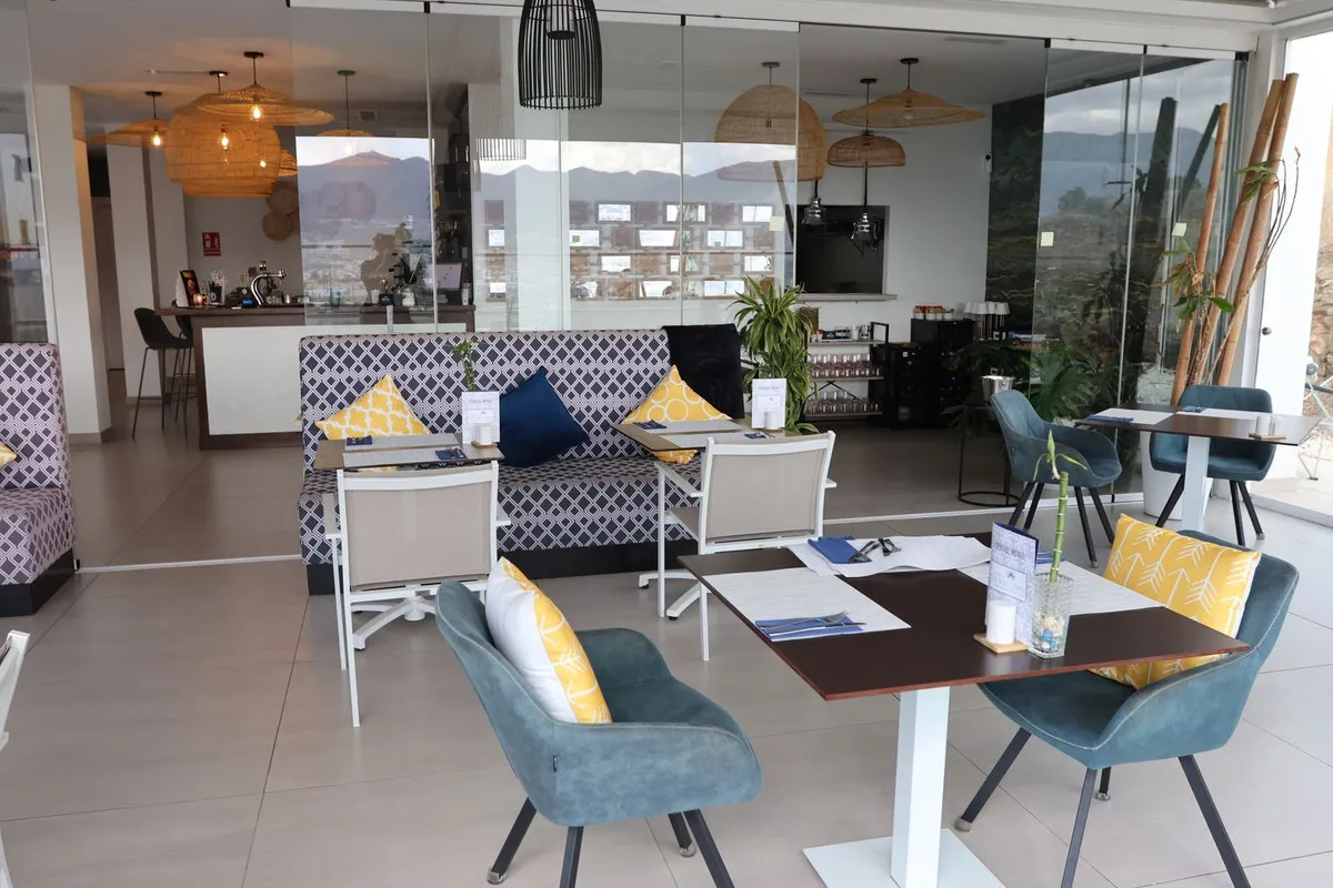 cb6c3924-6ae0-4c05-b9fb-84140b60d0c1