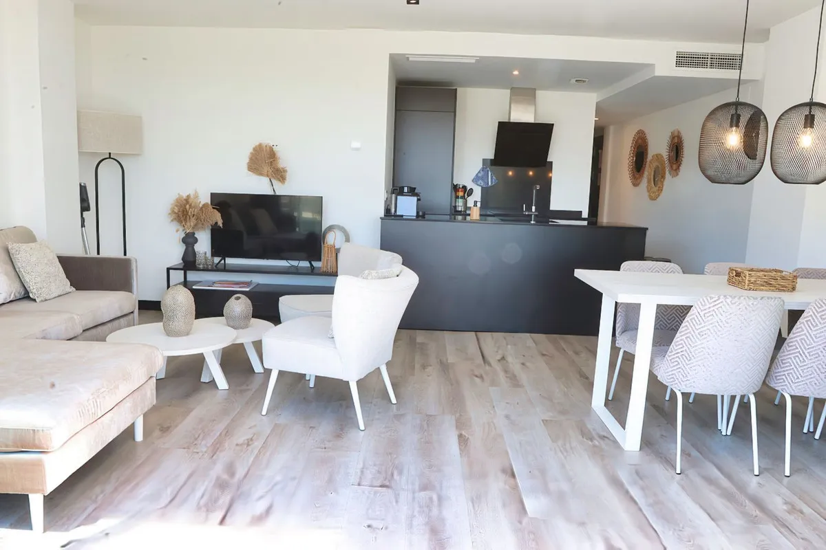 f77c0ba5-ebc8-470c-b86d-8f4e9395fab1