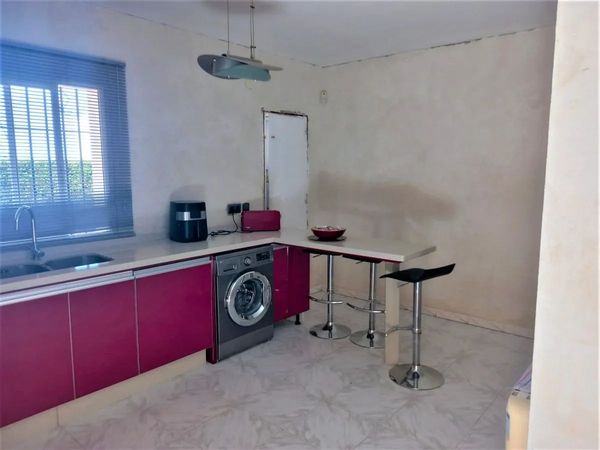 b230db9c-4db7-49f7-8ea0-32e337765840