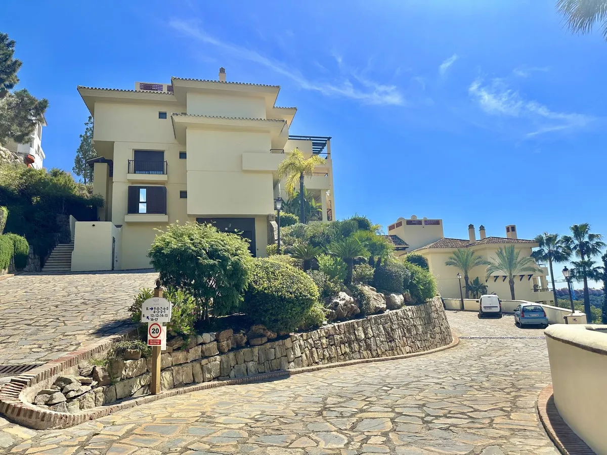 87c7de4b-d6eb-4b2b-970b-560cd1222f07