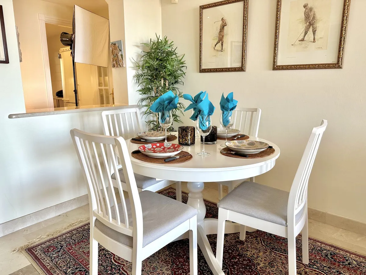 9de3108d-4b20-47a2-b6f2-54b7994cd3ea