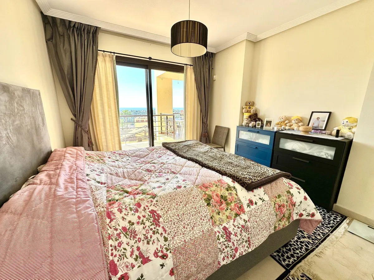 f59ce386-ed36-4aea-81dc-82522cf880b4