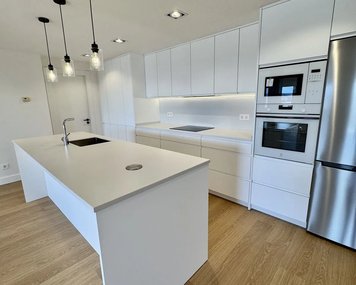 1b9b286c-3387-4769-b4dd-f9143837fa10