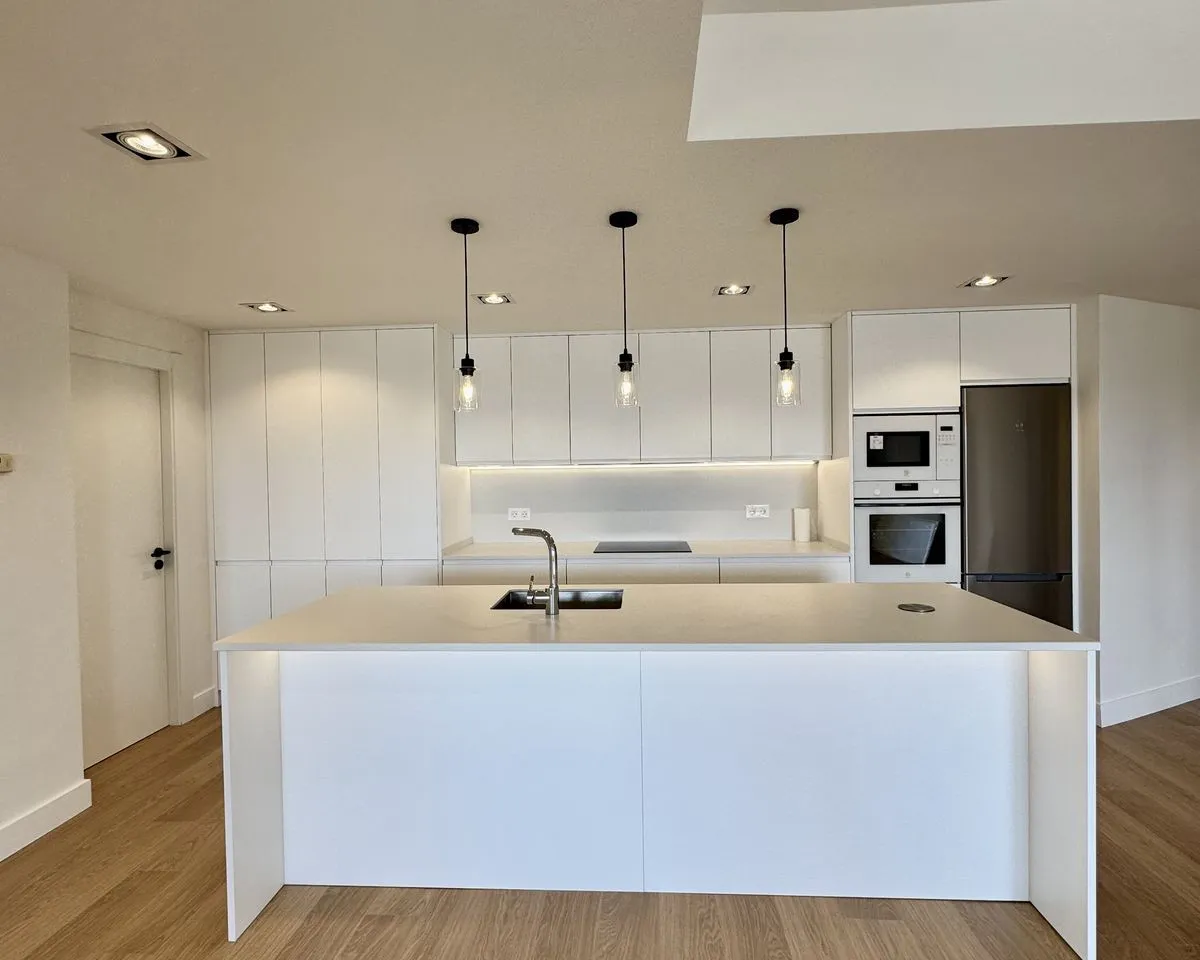 67d1fd96-0b88-4fba-b1ba-d55773c7fbbd