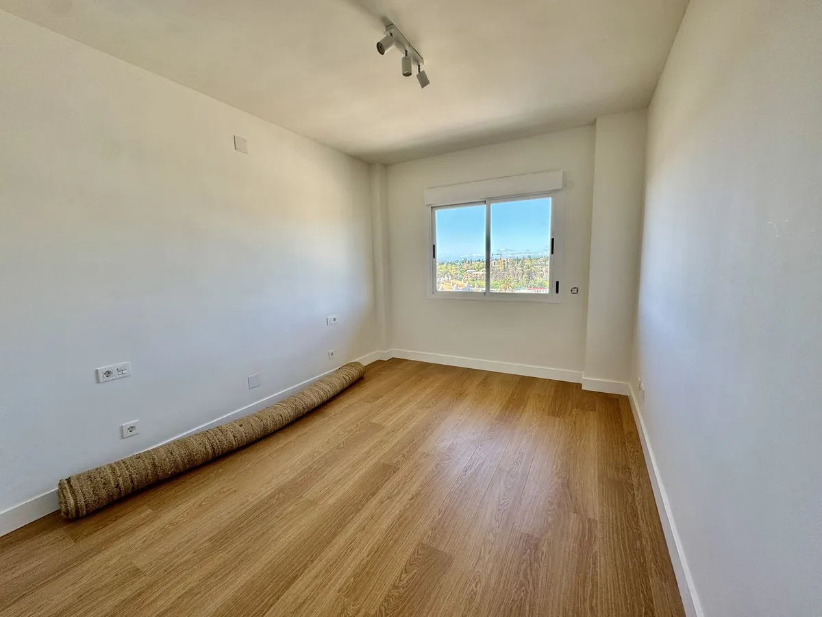 d9a702bd-36c6-460c-a9bf-aaa0d2ca4dd4