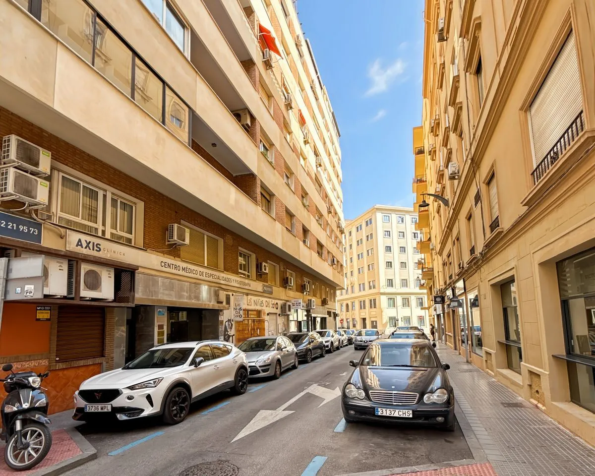 0c0949e1-fcbb-4cb6-83bc-6f93ad421007