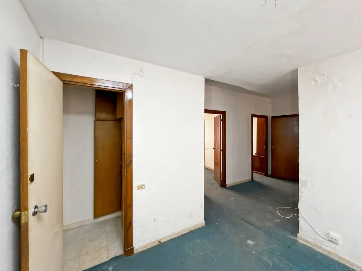 3c7910b7-2f5c-4512-8227-f61e877cc2dd