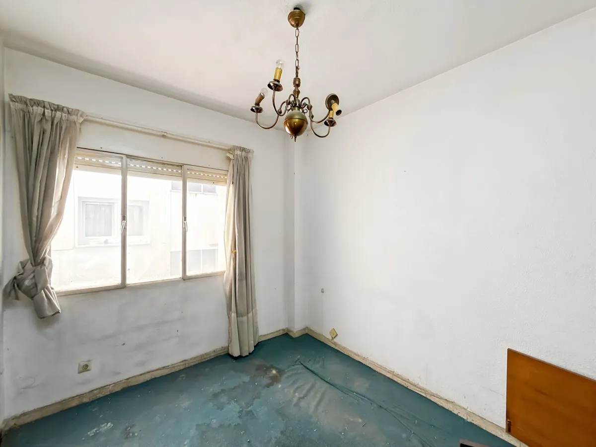 d37a9151-4c83-472f-b731-2048373a5d9c