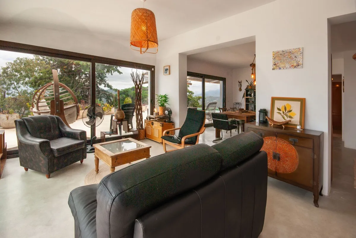 05242e73-5b5a-4056-9773-c1dee6bd852c