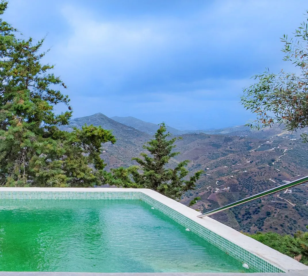 ba8db07b-f07d-4ac3-a465-a55bcda689c6