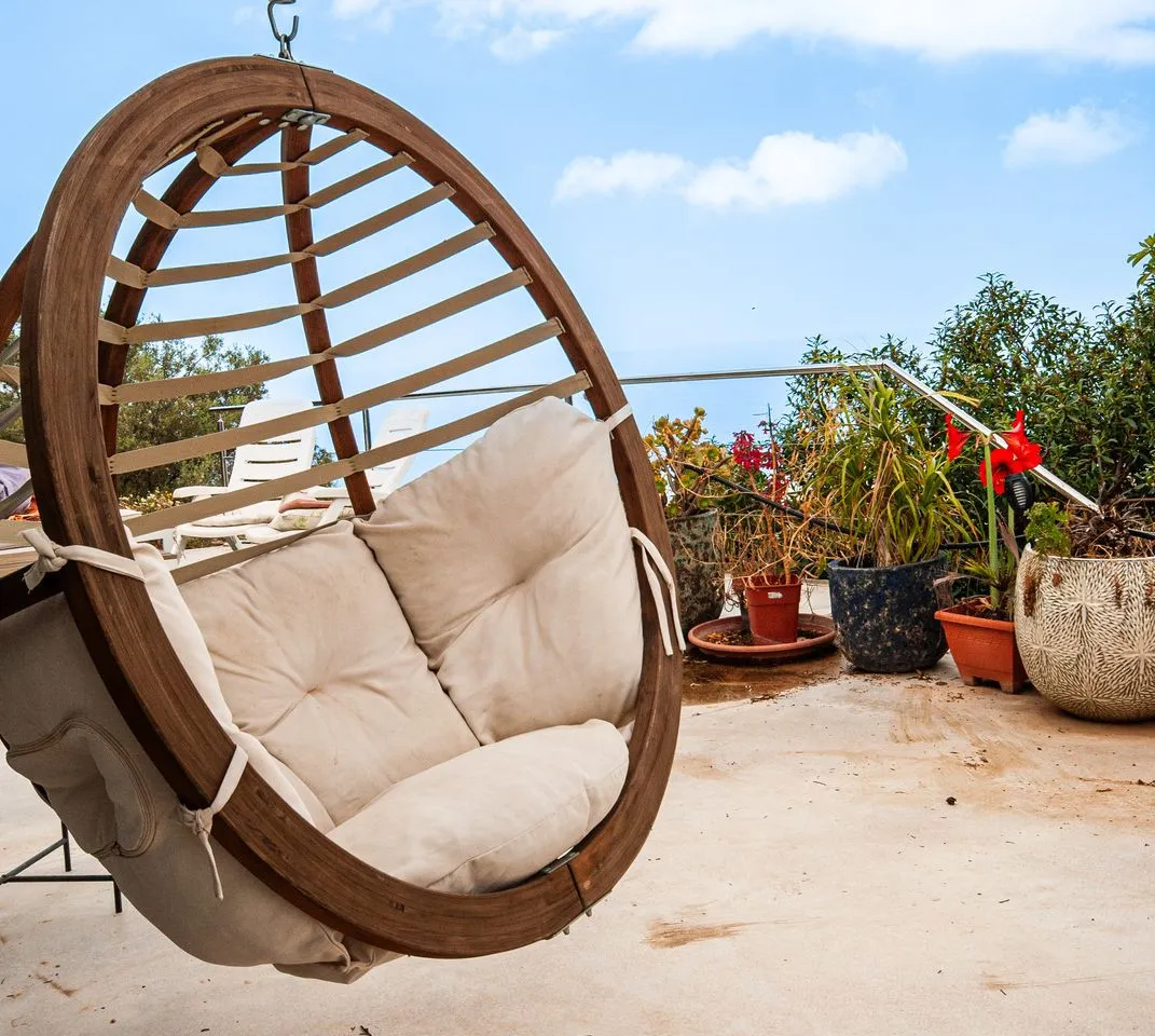 cda9bb05-b6eb-4926-b2f0-bd01f508bd49