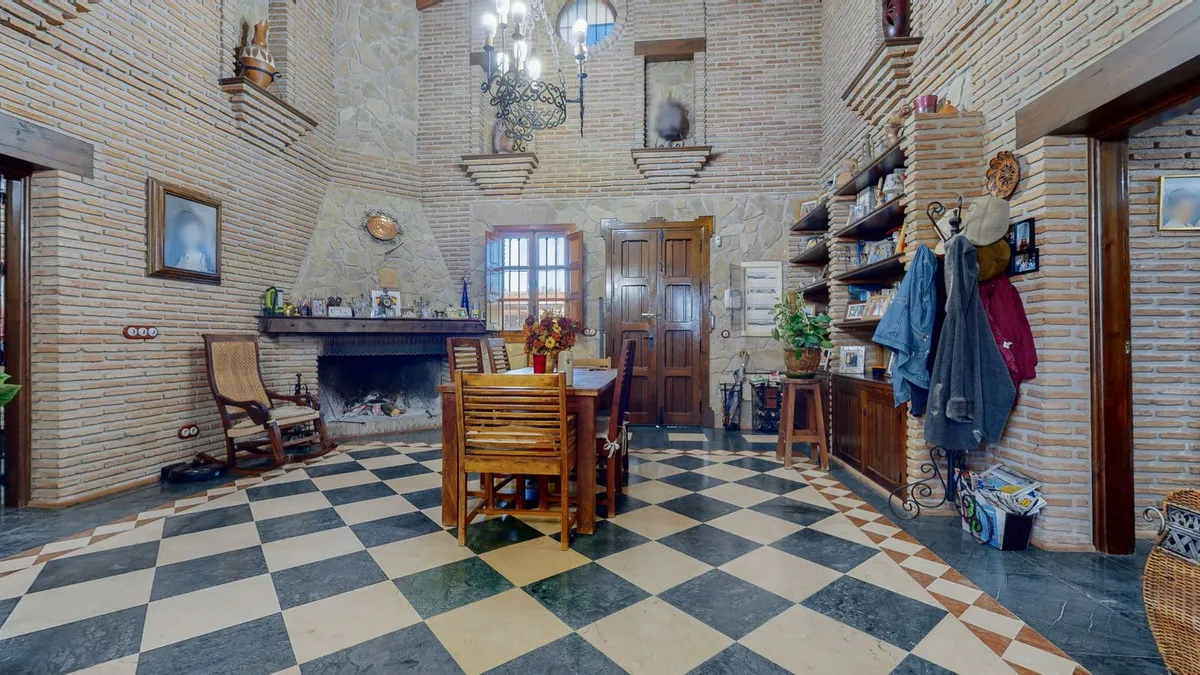 12fd23e6-b27f-4529-a0d5-2a34a901c10f