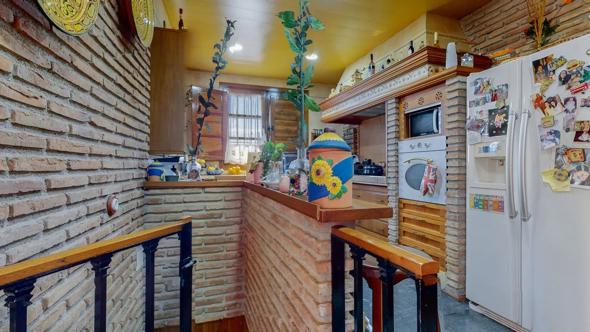 b5b1edc5-efd9-49fa-9942-d52e029b7f7c