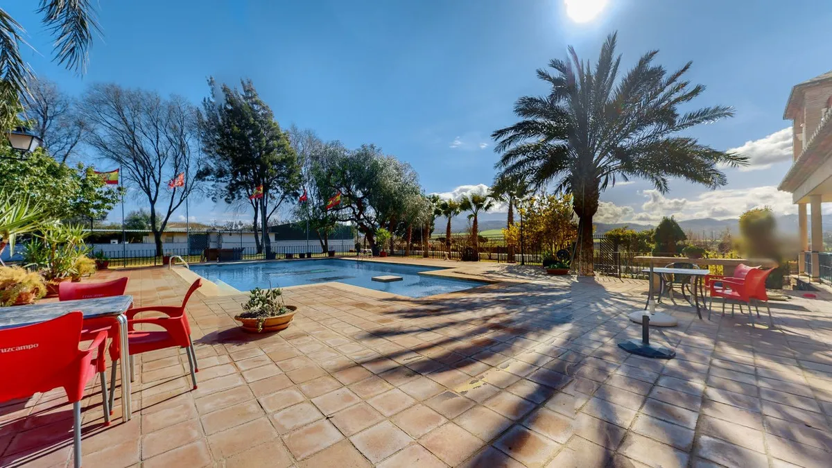 f012274b-cc7c-47b8-8476-70e7339b6130