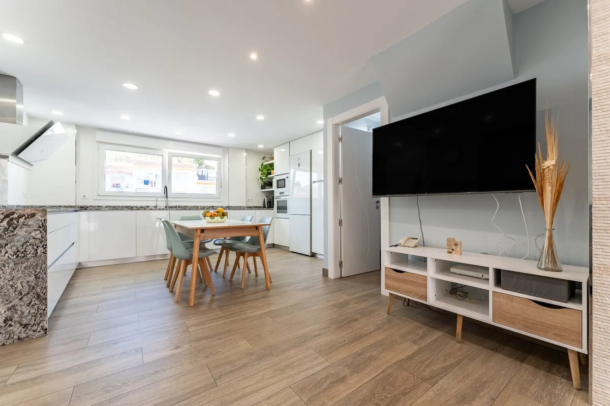 3895017f-d490-49b2-8e2c-3ea7af2c995d