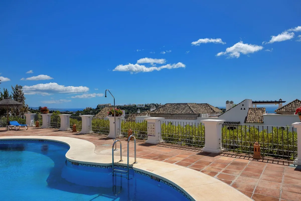 ad161bae-efe9-4d12-9f9a-0a2f31ebc4fc