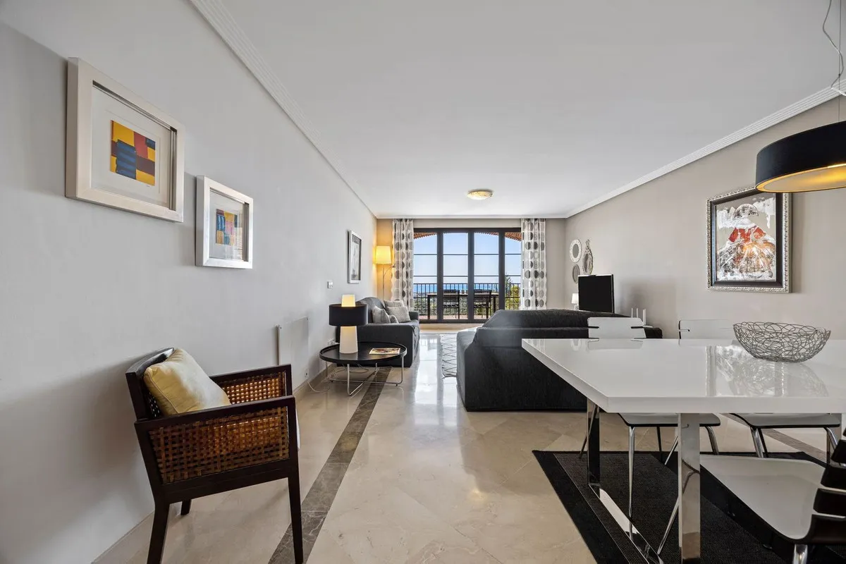 b28ae072-3d15-4e08-a22d-80b971c0313d