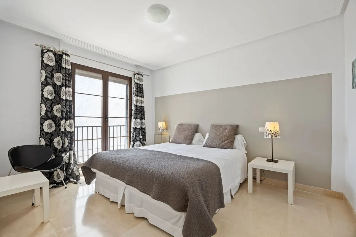 fa5d124d-f8b2-4330-911f-90b4bd7a082b