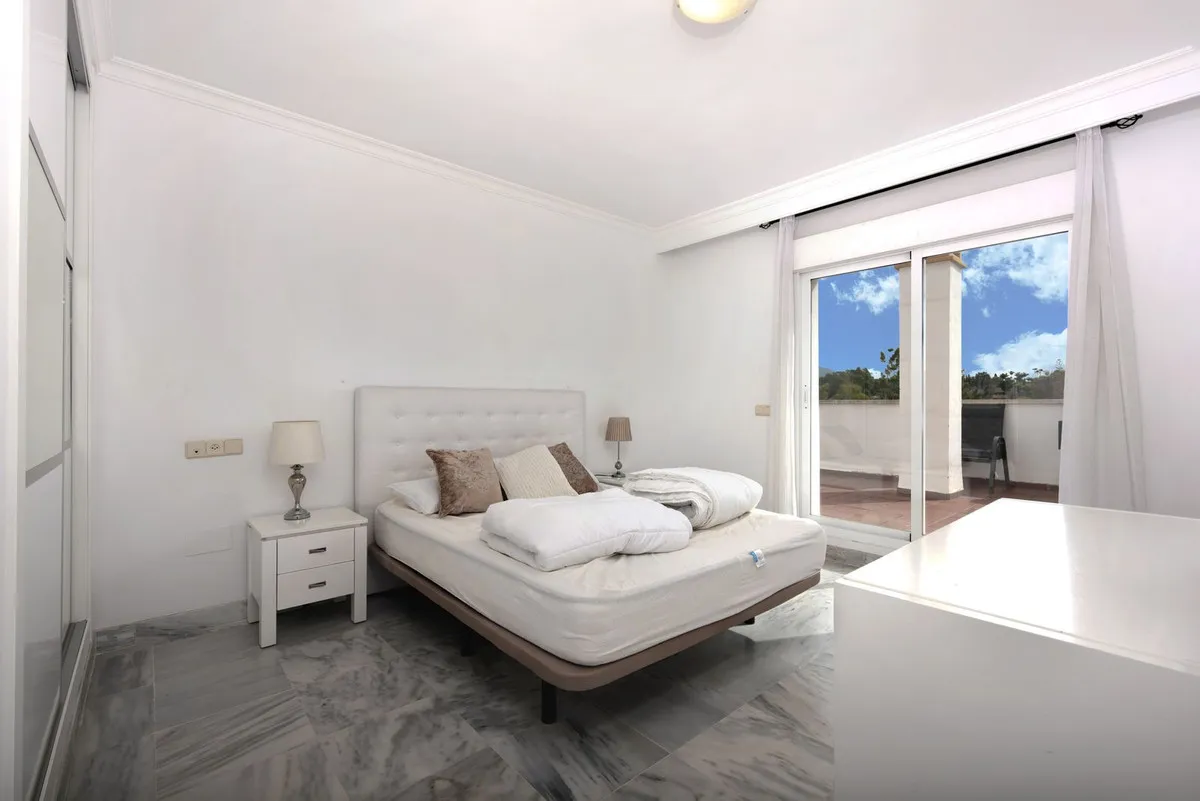 33e1010e-38a7-43da-ae1a-f8baa47e0613