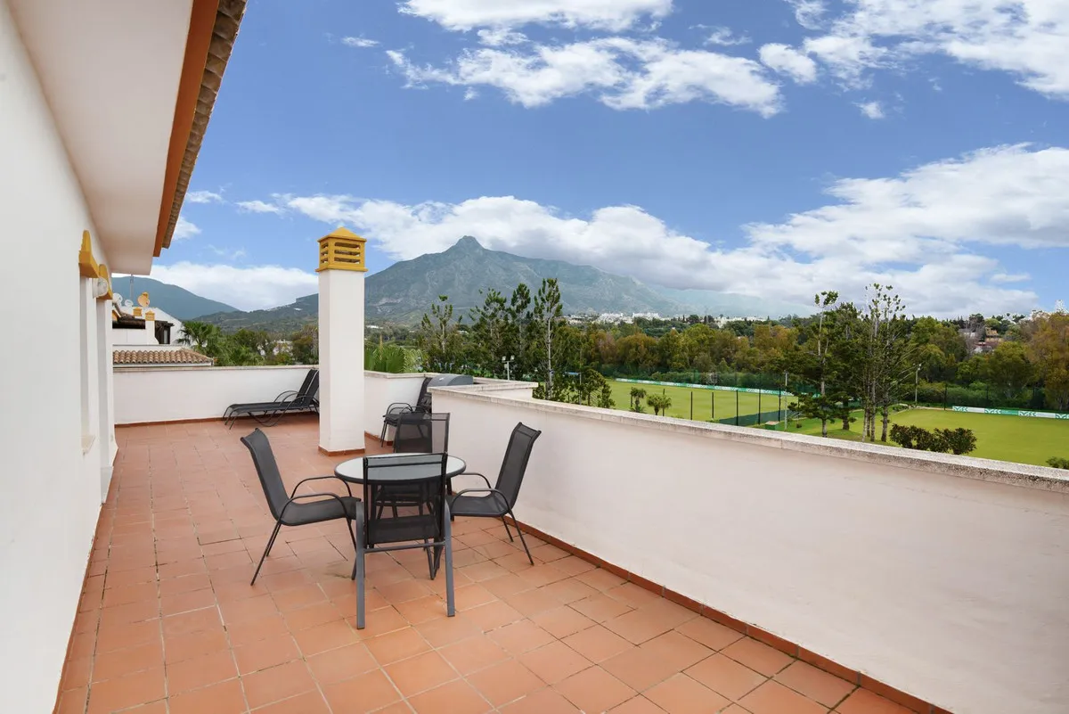 38bdb8b2-de50-4ad8-a243-3232326f6e15