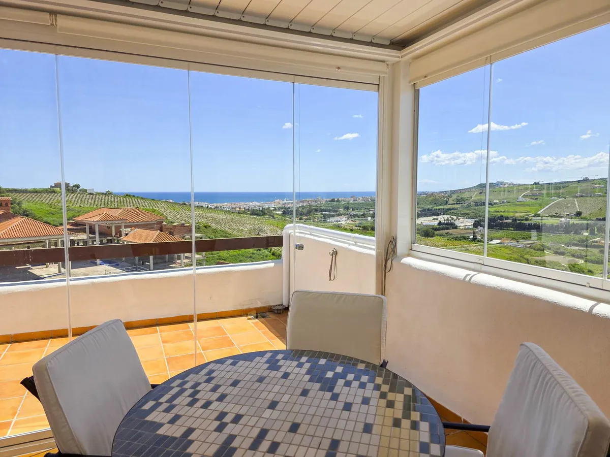 220d1c55-00e1-4125-86bc-fd56135aef24