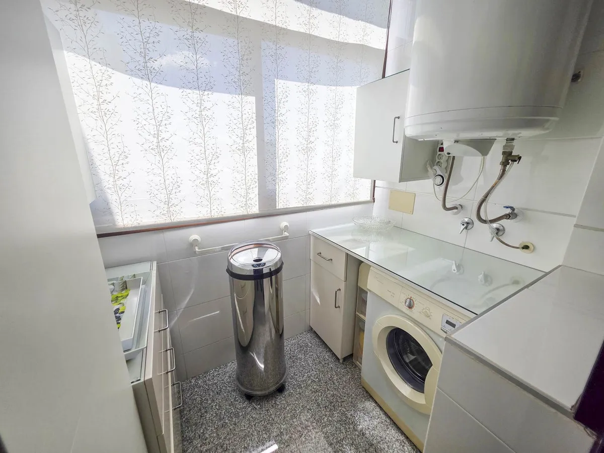 b8f0e752-bfd2-4dc1-8da6-fe81a5c7d978