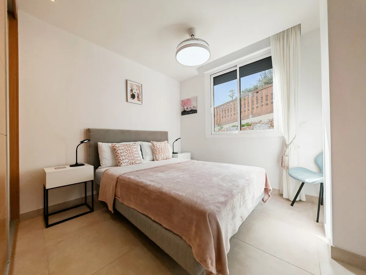 ccb1c48c-6e0c-4423-ac25-7c0b1af20d98