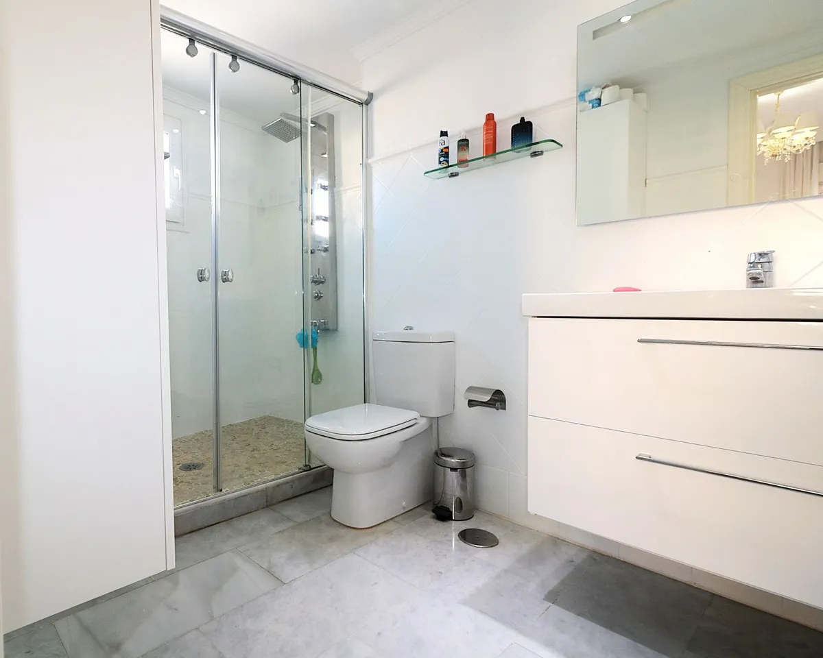 5afd69d5-80f4-401f-a22c-1ba1259b7ee0