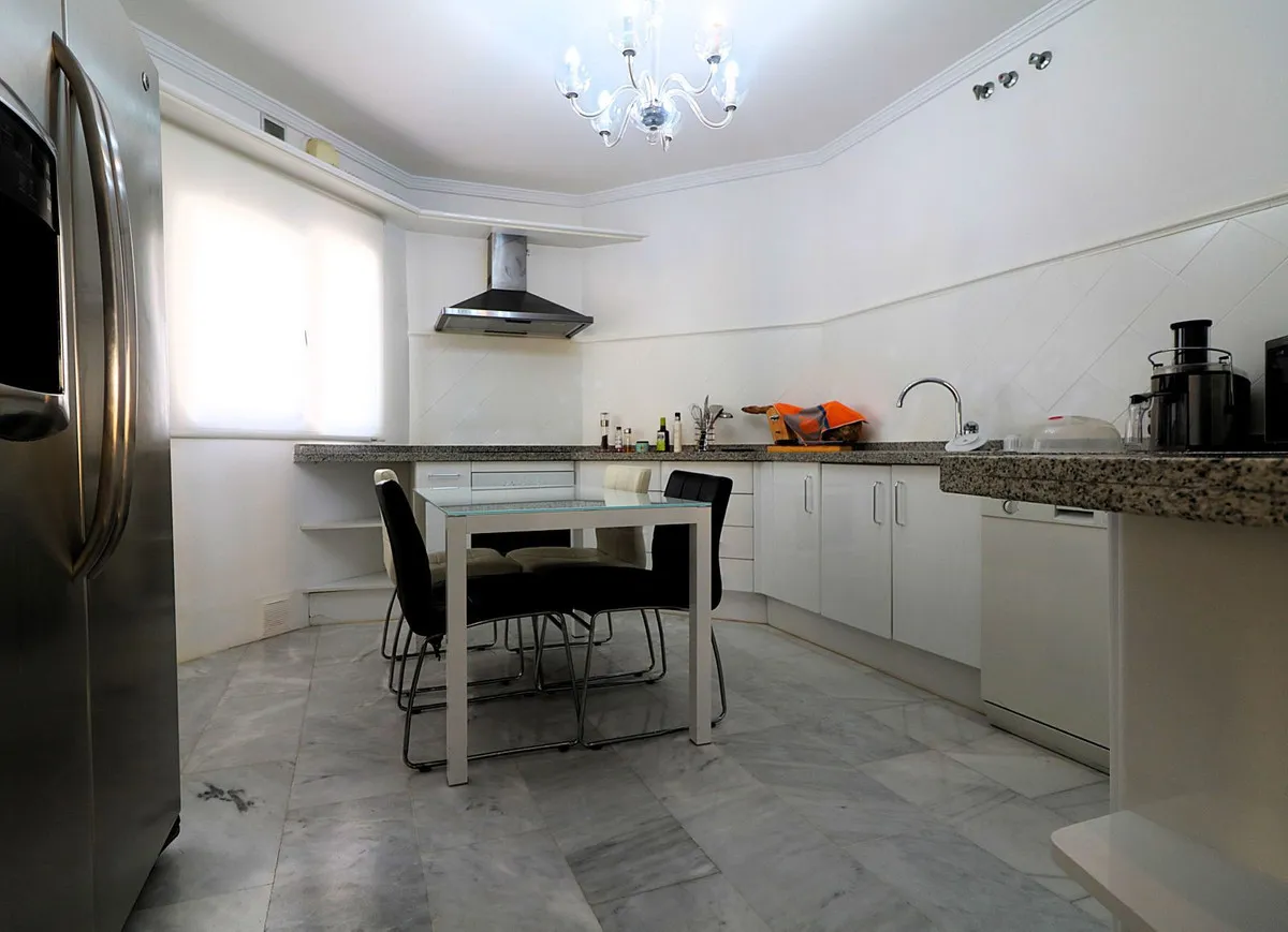 698aec24-6497-4c05-ba17-19730b41f3a6