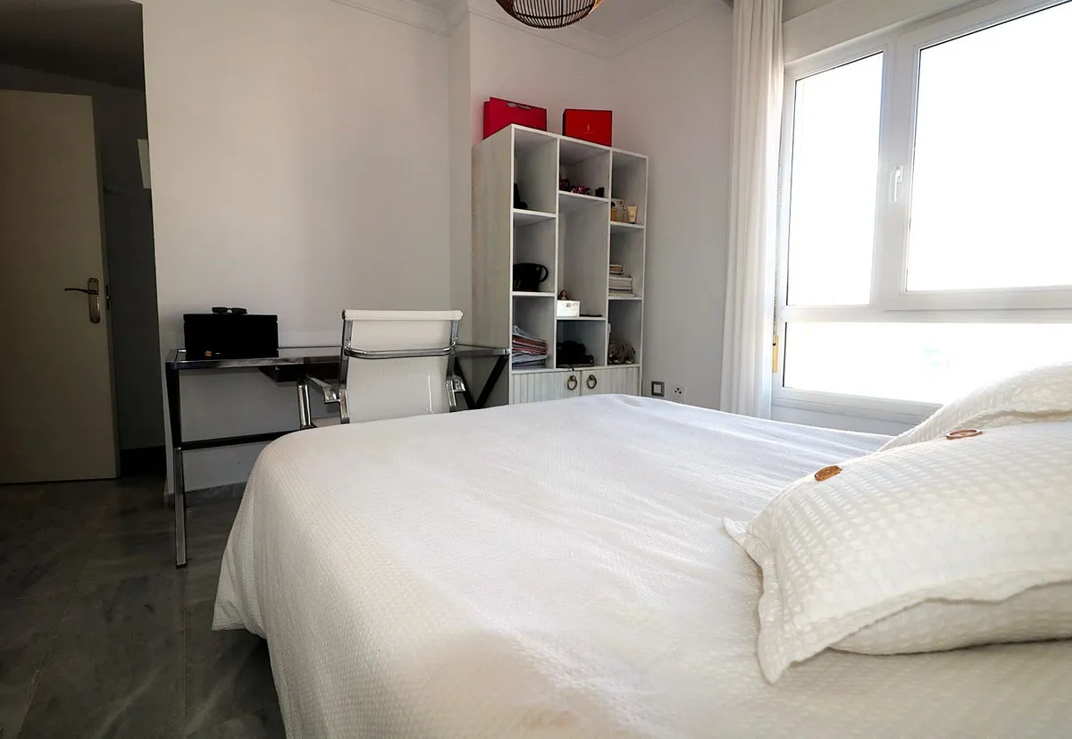 702388fc-9b05-41bf-b83f-0b7587bfda8a