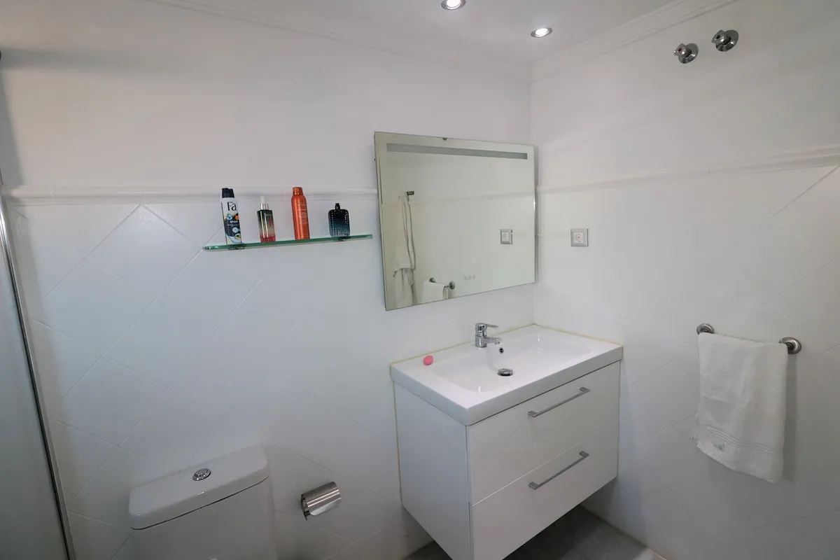 930f5946-3269-4337-803e-a677e62ff37b