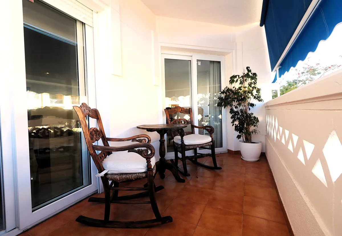 e2eb9e77-27a6-4206-8de2-837b75f63bfe