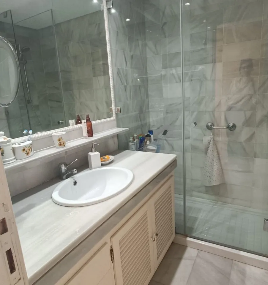 cbac7637-4294-4b20-8661-7e2694b5211f