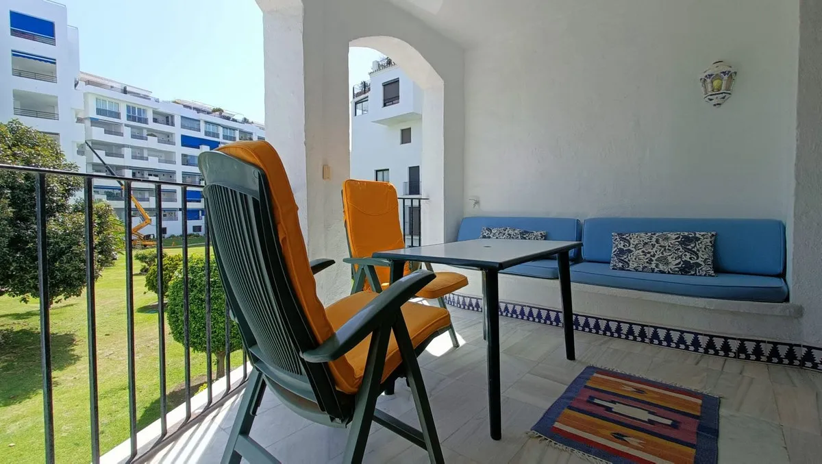 d2ac4c8f-5a3e-433b-adc0-e28daa650224