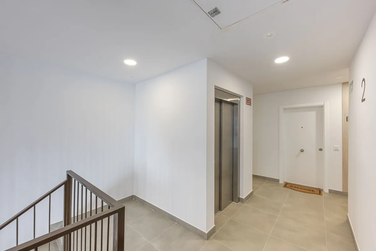 19974eff-3f08-4155-8d5e-b00bccdec105