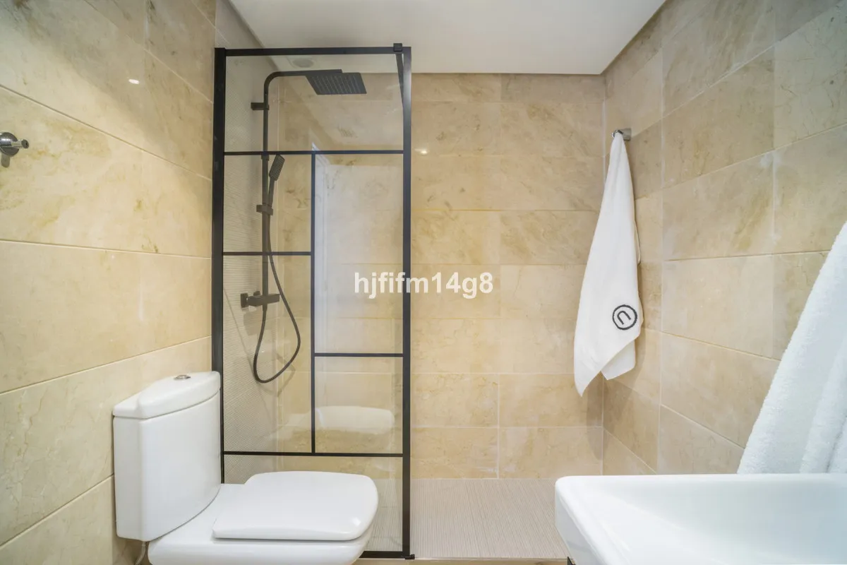 a0ed0f02-42bf-4e3a-9d41-04115a9ba9ad