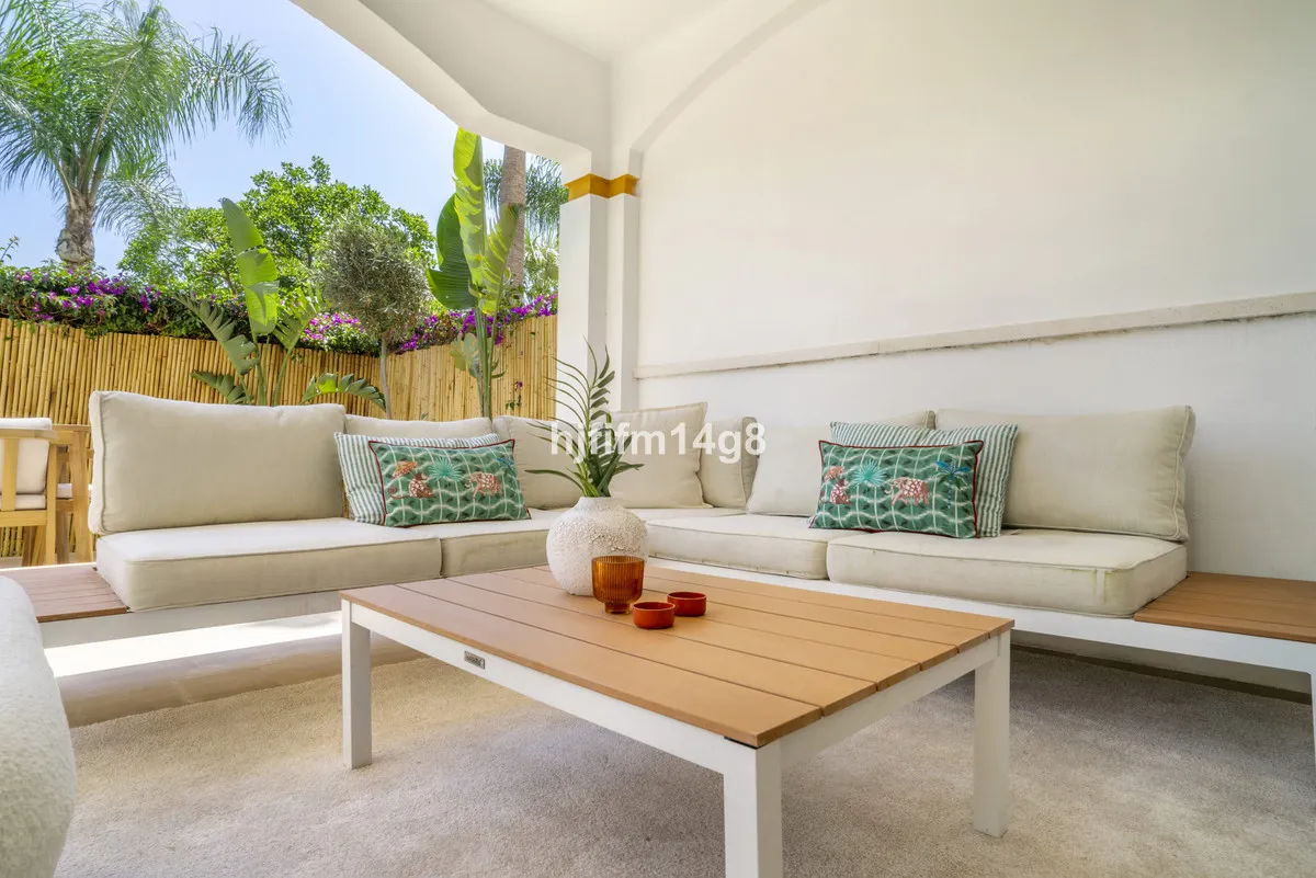 d95ffc5f-dd2d-4a33-9684-772c07fc73ad