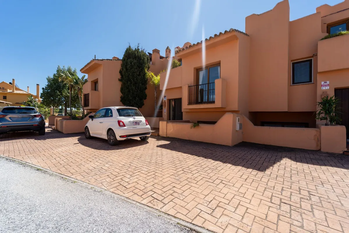 285081ac-f675-4ed0-bc00-827ccfeb0f17