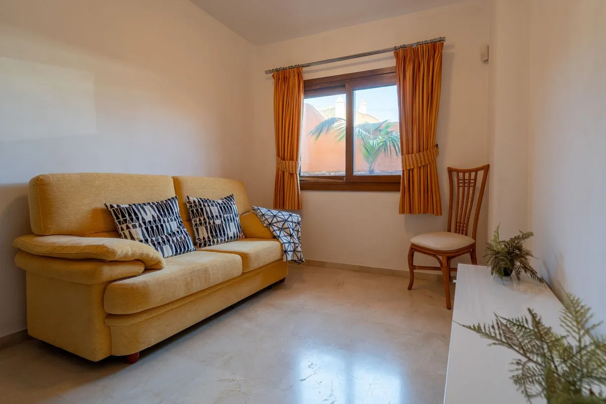 30e140d7-f0d3-4a4e-ad72-45aabeaced94